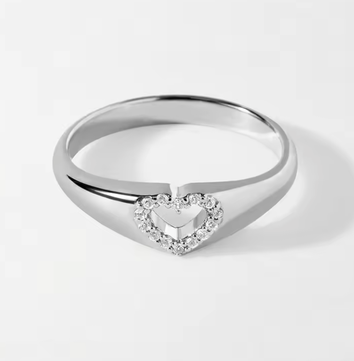 925 Sterling Silver Zircon Hollow Heart Ring